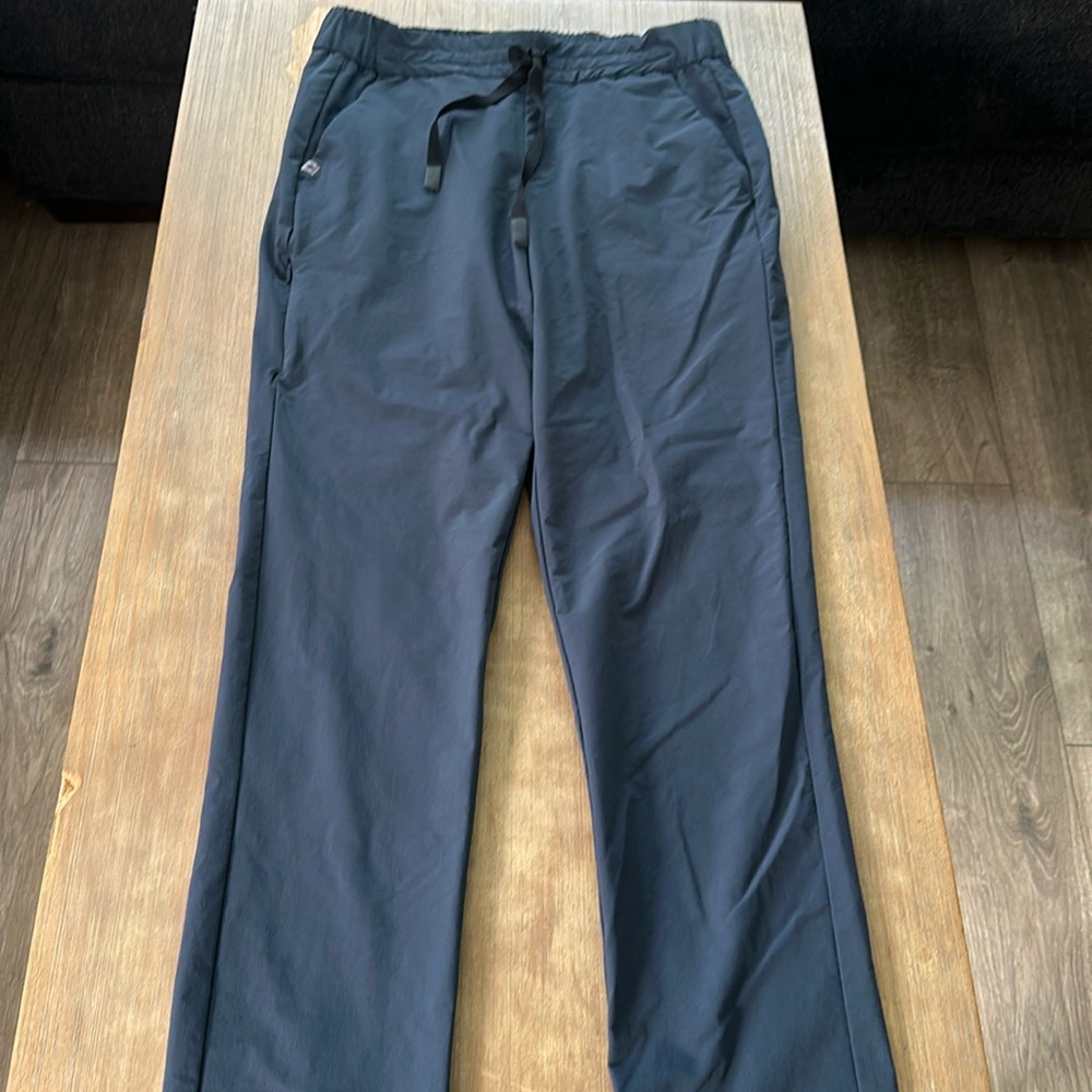 FIGS- scrub trouser skinny in dark harbor size small